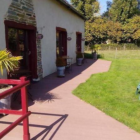 La Malcotais Bed & Breakfast Noyal-Chatillon-sur-Seich Bagian luar foto