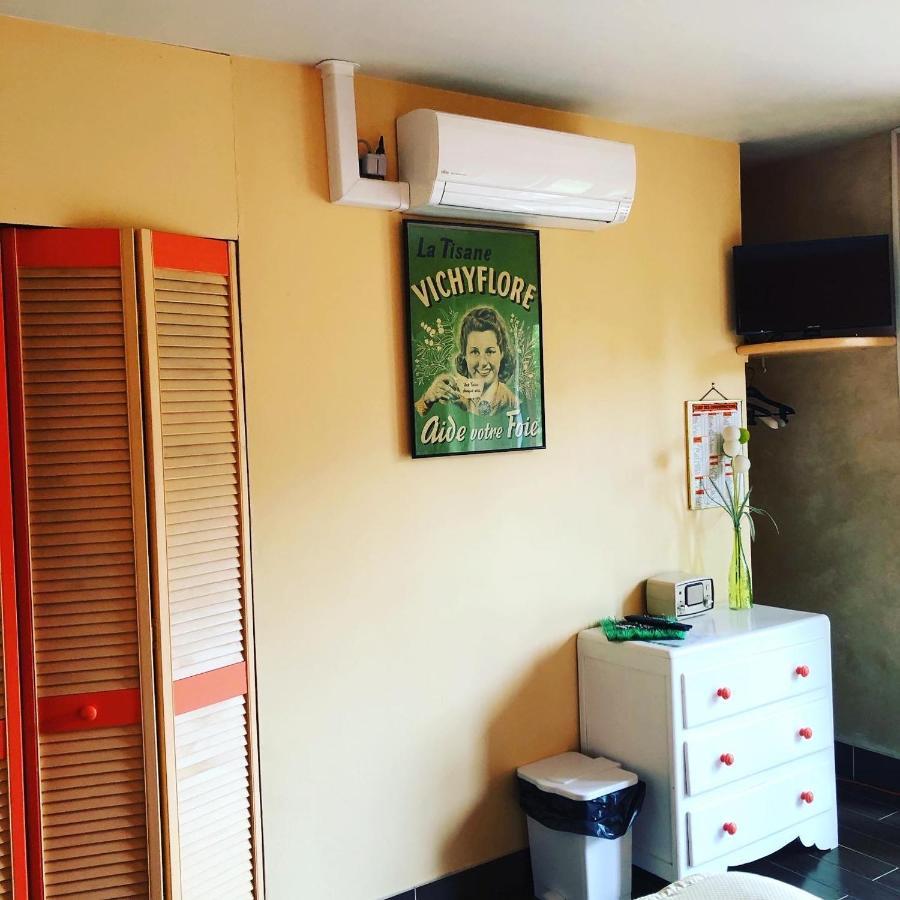 La Malcotais Bed & Breakfast Noyal-Chatillon-sur-Seich Bagian luar foto